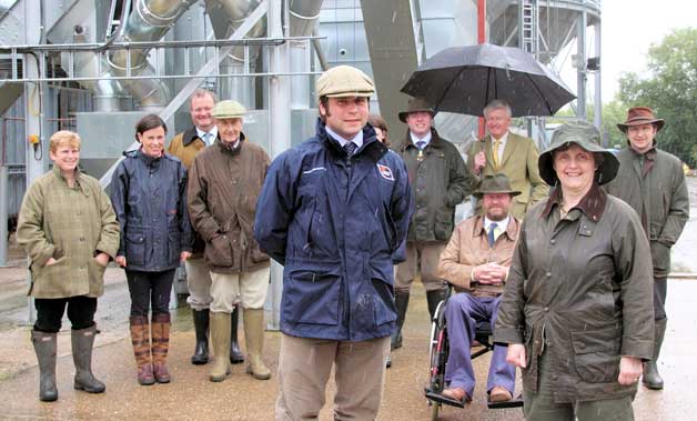 William Forsyth (centre) with Anthea McIntyre MEP.